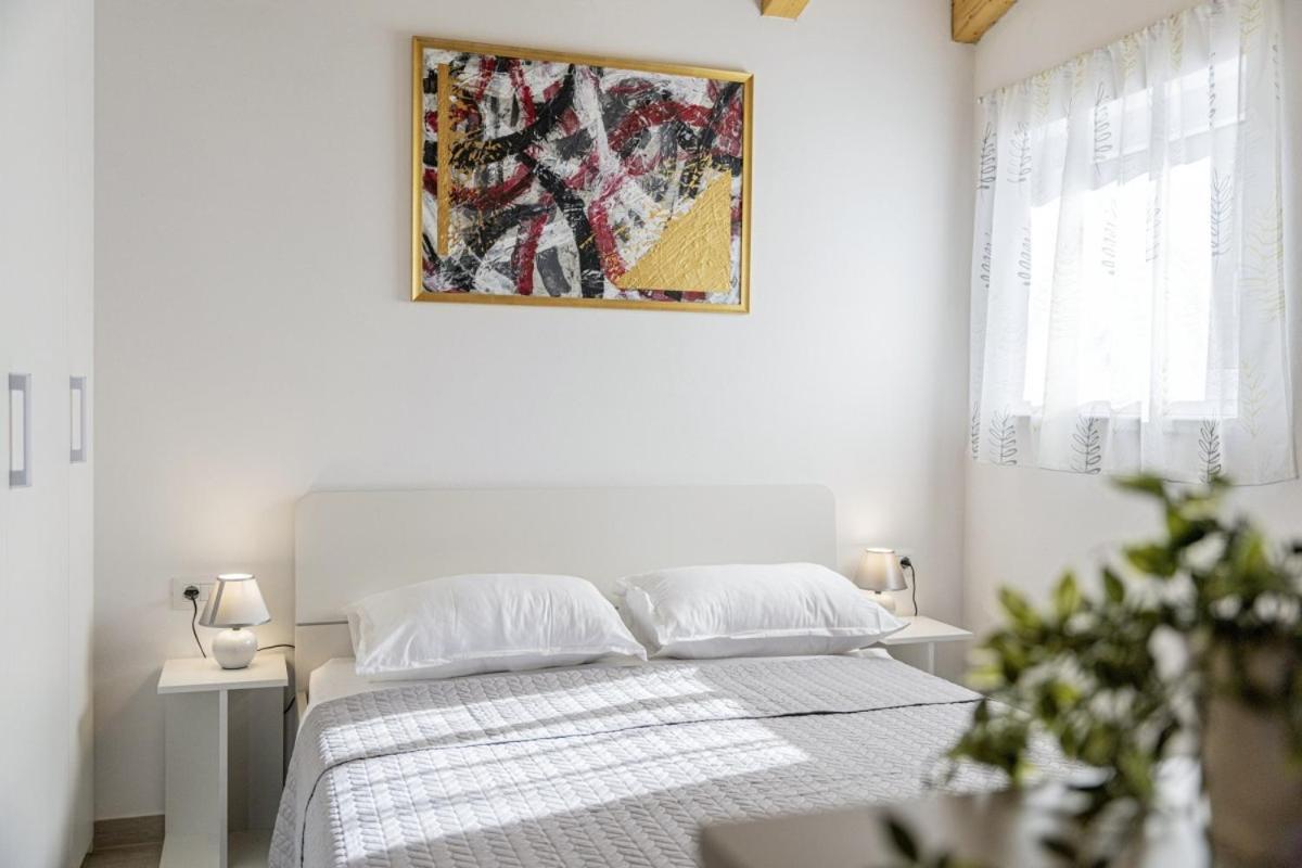 Vila Modean In Pula - Haus Fuer 2-3 Personen Exteriér fotografie